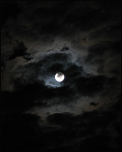 MOON-on-dark-night